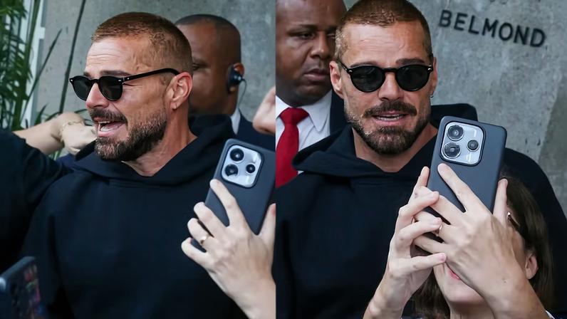 Ricky Martin é tietado ao deixar hotel no Rio após show com Luan Santana