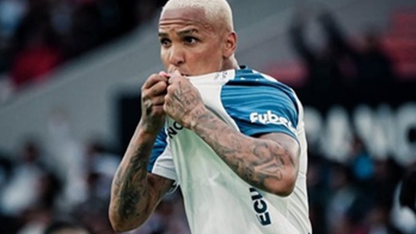 Deyverson fez o gol da vitória da LDU sobre o Guayaquil City — Foto: Divulgação/LDU