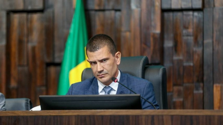 Alerj defende no STF a votação que elegeu Douglas Ruas presidente