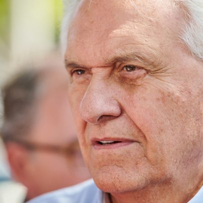 Decisão sobre o vice na chapa presidencial é adiada, diz Caiado