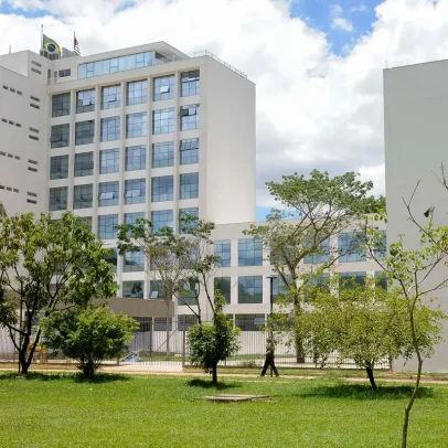 Alunos da USP mantêm ocupação da reitoria e reivindicam diálogo