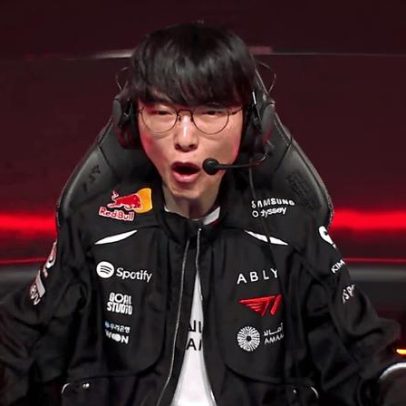 Faker reage de forma curiosa após ser solado; veja o vídeo
