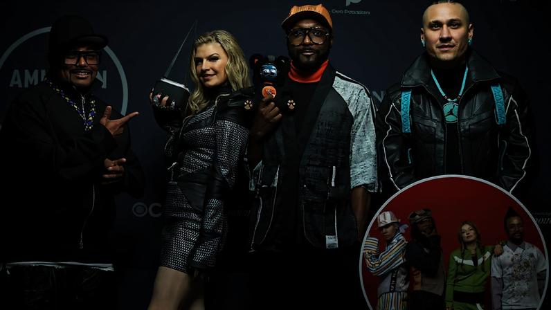 Fergie reunited with her Black Eyed Peas "brothers and longtime friends" at the 2026 American Music Awards on Monday.