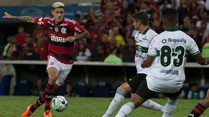 Flamengo e Coritiba não se enfrentam pelo Brasileirão desde 2023 (Foto: Armando Paiva / Lance!)