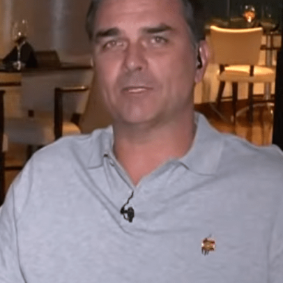 Flávio Bolsonaro diz ter preferência por uma vice em sua chapa