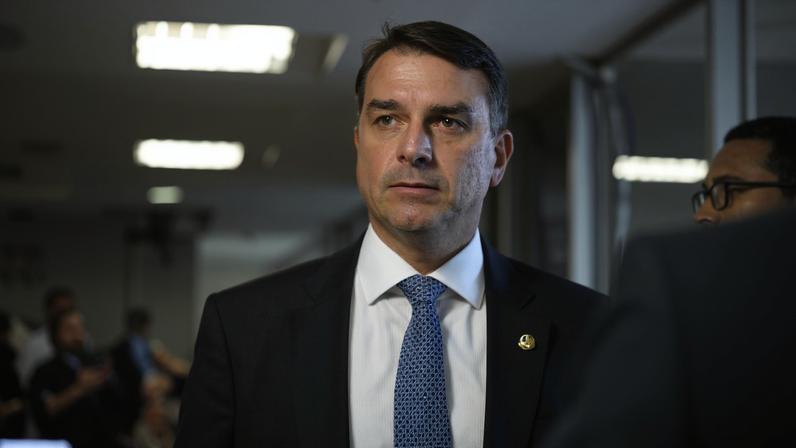 Como Flávio Bolsonaro pretende ampliar aliança comDonald Trump