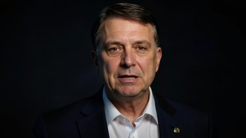Pilares do bolsonarismo veem Flávio Bolsonaro como ativo tóxico após negócios