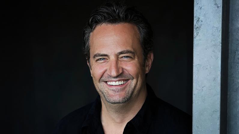 Objetos pessoais de Matthew Perry vão a leilão beneficente