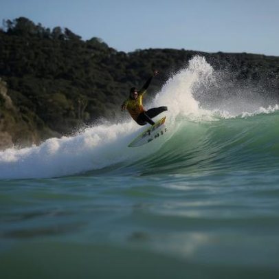 Gabriel Medina disputou Raglan com joelho dolorido, diz estar preocupado