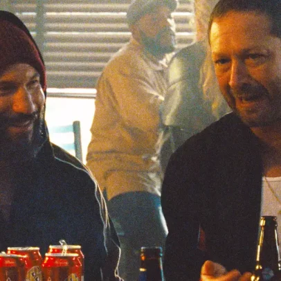 Episódio surpresa de O Urso revela dilemas de Mike e Richie e da série