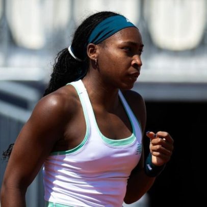Gauff vira e avança às oitavas em Roma; Noskova domina