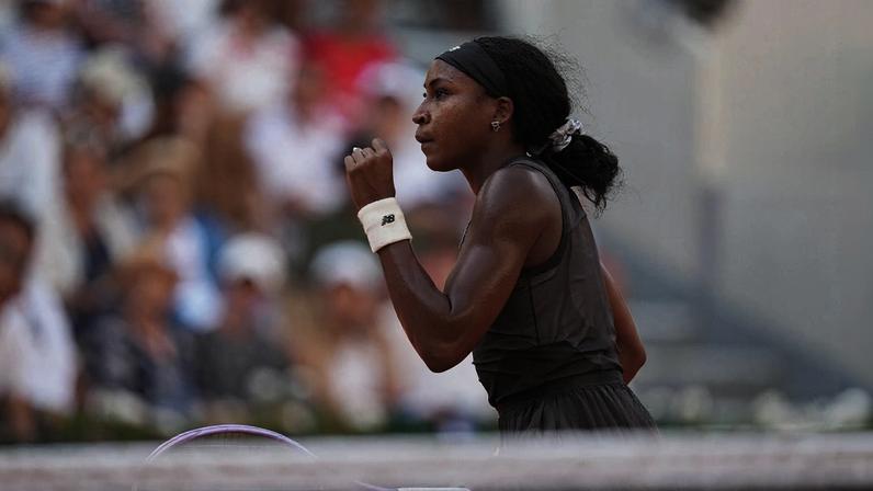Gauff vence em Paris após longos ralis e teste de paciência