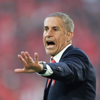 Sylvinho deixa a seleção da Albânia após três anos no comando