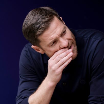 Chelsea anuncia contratação do técnico Xabi Alonso