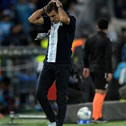 Racing demite técnico após eliminação na Sul-Americana contra o Botafogo
