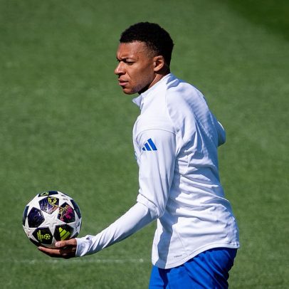 Presidente do Real diz que Mbappé precisa melhorar e evita falar de Mourinho