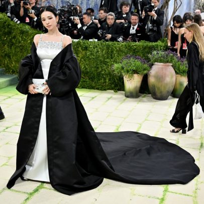 Karina e Ningning, aespa, estreiam no Met Gala 2026