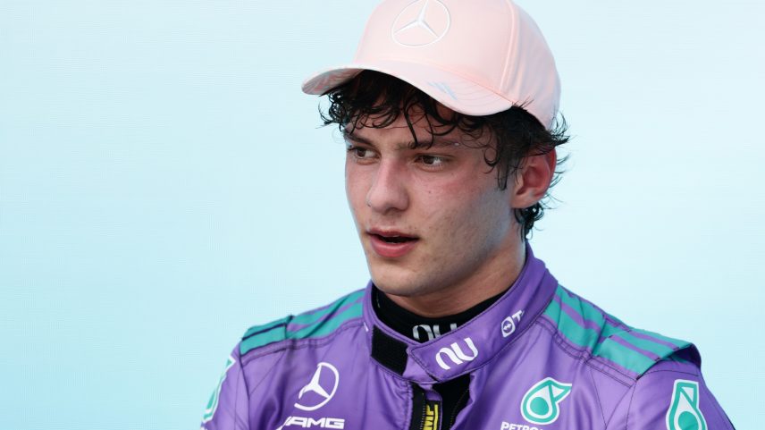 Mesmo líder da F1, Antonelli enfrenta largadas problemáticas em 2026