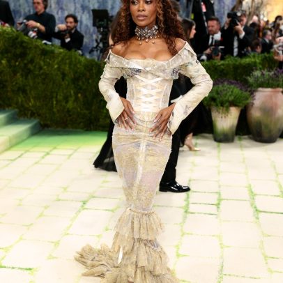 Famosas apostam em looks ousados e transparência no MET Gala 2026