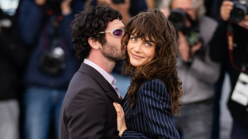 Cara Delevingne e humorista apresentam prévia de comédia romântica no Cannes