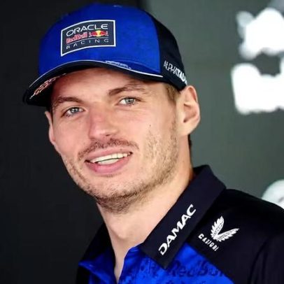 Verstappen afirma que mudança de motor em 2027 deve mantê-lo na F1