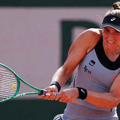 Beatriz Haddad Maia sai do top 100 e sofre virada na estreia em Roland Garros