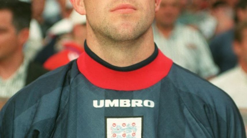 Ex-goleiro inglês das Copas de 98 e 2002 retorna à seleção após 20 anos