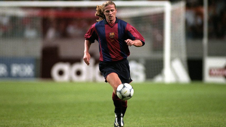 Emmanuel Petit teve passagem apagada pelo Barcelona — Foto: Mike Egerton - PA Images via Getty Images