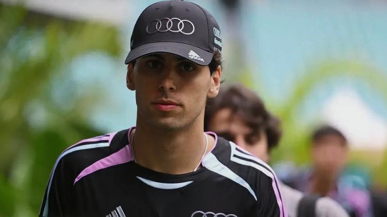 Gabriel Bortoleto no GP de Miami pela F1 2026 (Foto: Rudy Carezzevoli/Getty Images/AFP)