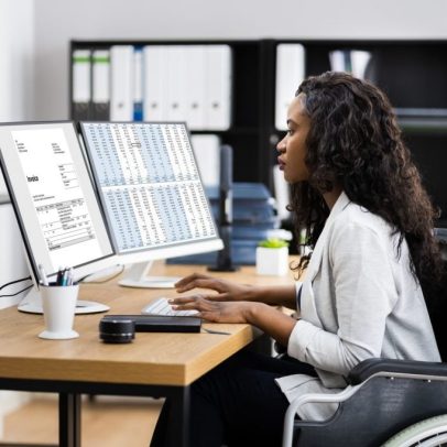 67% das pessoas com deficiência nunca foram promovidas no trabalho
