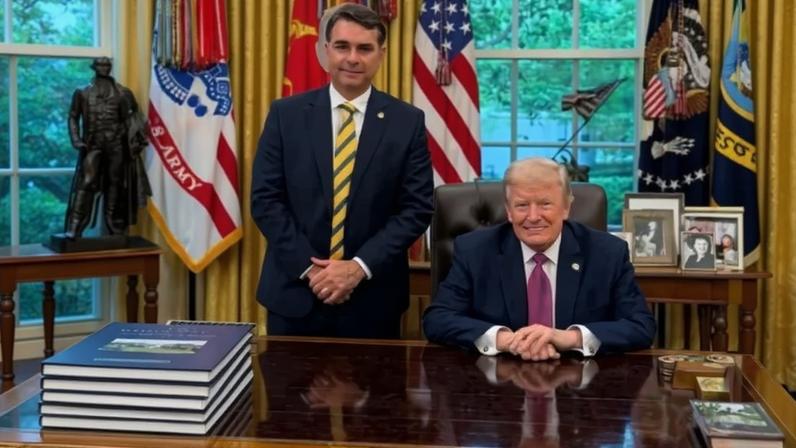 Sergio Lirio afirma que Flávio Bolsonaro se portou como serviçal de Trump