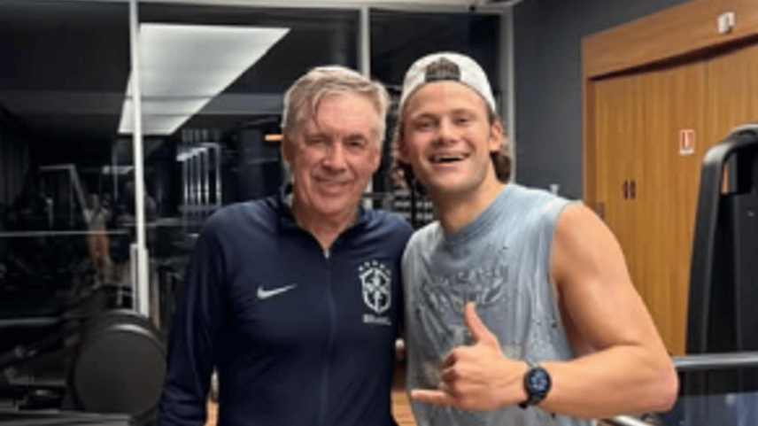 Carlo Ancelotti e Lucas Pinheiro (Foto: Reprodução)