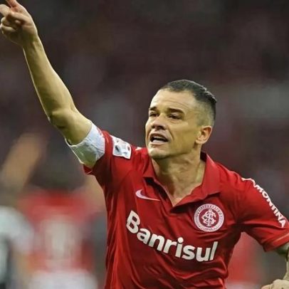 Inter vence Vasco por 5 a 3 em Caxias pelo Brasileirão 2013