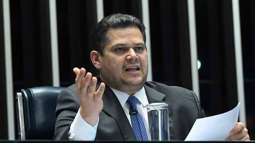 PT recorre ao STF contra Lei da Dosimetria que beneficia Bolsonaro