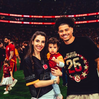 Gabriel Sara celebra segundo título turco pelo Galatasaray