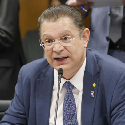 Oposição propõe PEC da Anistia após Moraes suspender Lei da Dosimetria