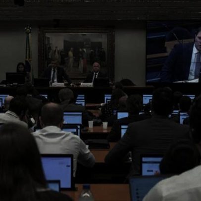 Maioridade penal para 16 anos é adiada na CCJ da Câmara