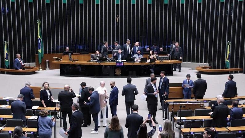 Câmara aprova penas altas para crimes sexuais contra crianças e adolescentes