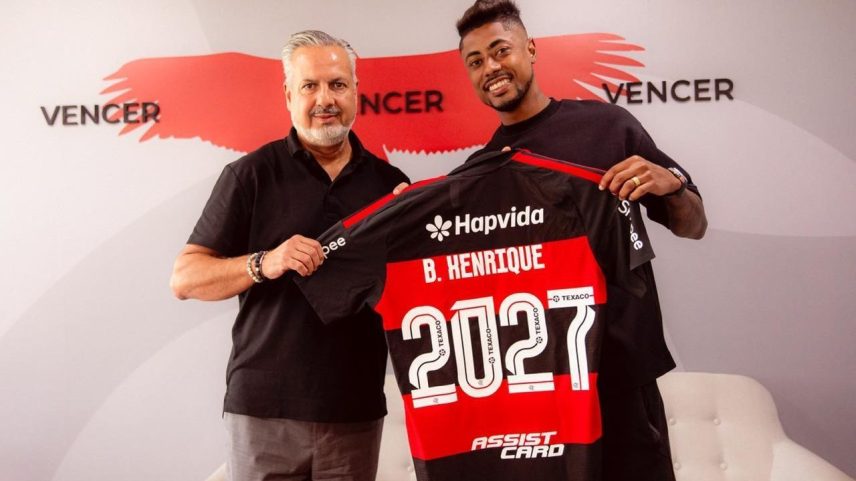 Flamengo renova contrato de Bruno Henrique até 2027