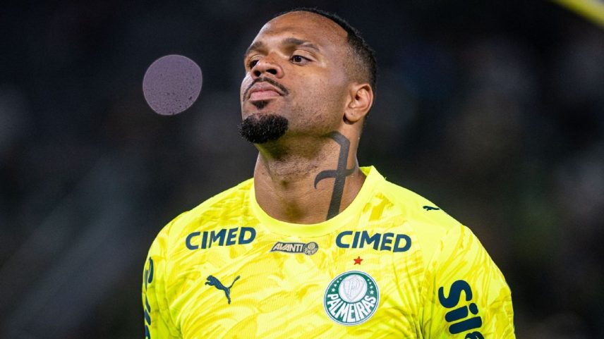 Rei da 'cera'? Carlos Miguel explica motivos que o fazem ganhar tempo em partidas do Palmeiras