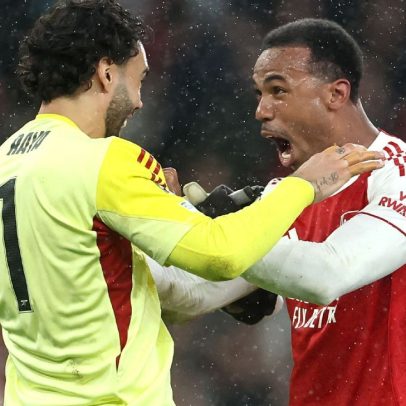 Rooney critica festa do Arsenal pela final da Champions e provoca ídolo