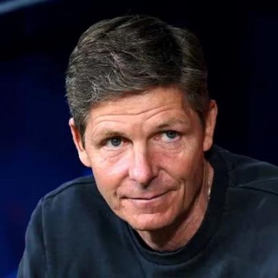 Técnicos da Premier League disputam vaga com Filipe Luís no Bayer Leverkusen