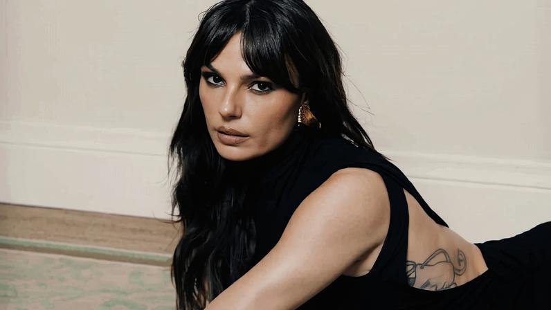 Isis Valverde — Foto: @ninaricci