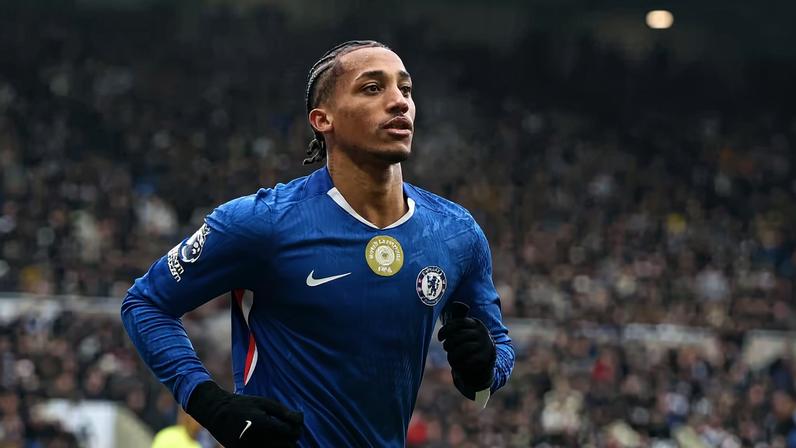 João Pedro quer deixar o Chelsea para jogar no Barcelona — Foto: Reuters
