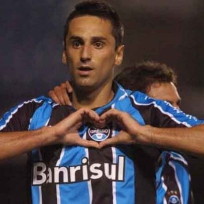 Grêmio vence Flamengo por 4 a 1 no Brasileirão de 2009 com dois gols de Jonas