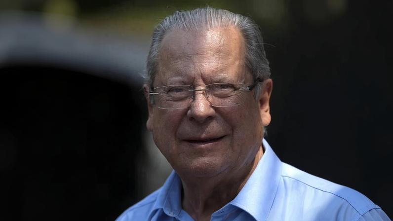 José Dirceu recebe alta do hospital após tratamento de linfoma