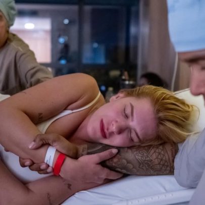 Léo Santana comenta parto do segundo filho e ansiedade durante o nascimento