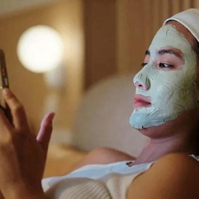 Promessas virais de skincare vs evidência: o que funciona