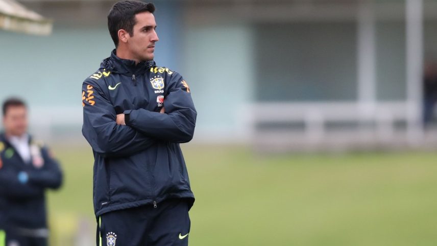 Paulo Victor é novo técnico da Seleção Sub-20 e Sub-23 — Foto: Lucas Figueiredo/CBF