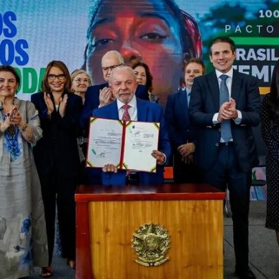 Lula sanciona 4 leis no pacto contra feminicídio e apresenta balanço 100 dias